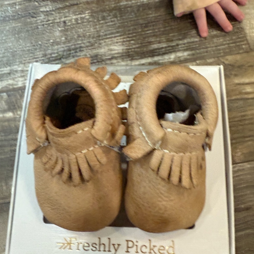 Freshly Picked Moccasins Size 1